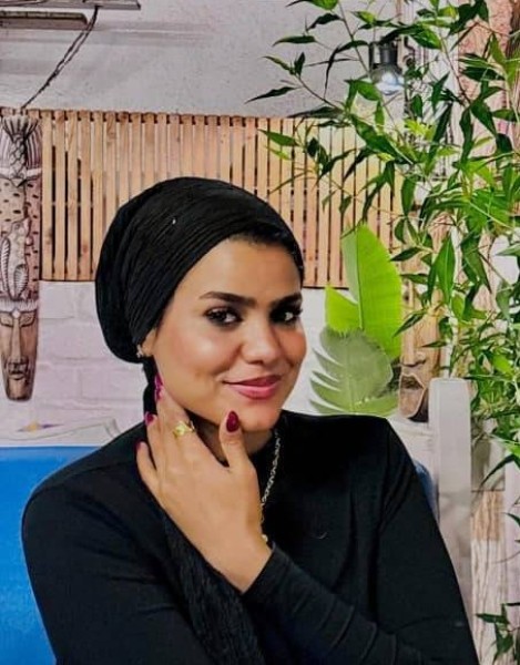 Farida, 35, Hannover