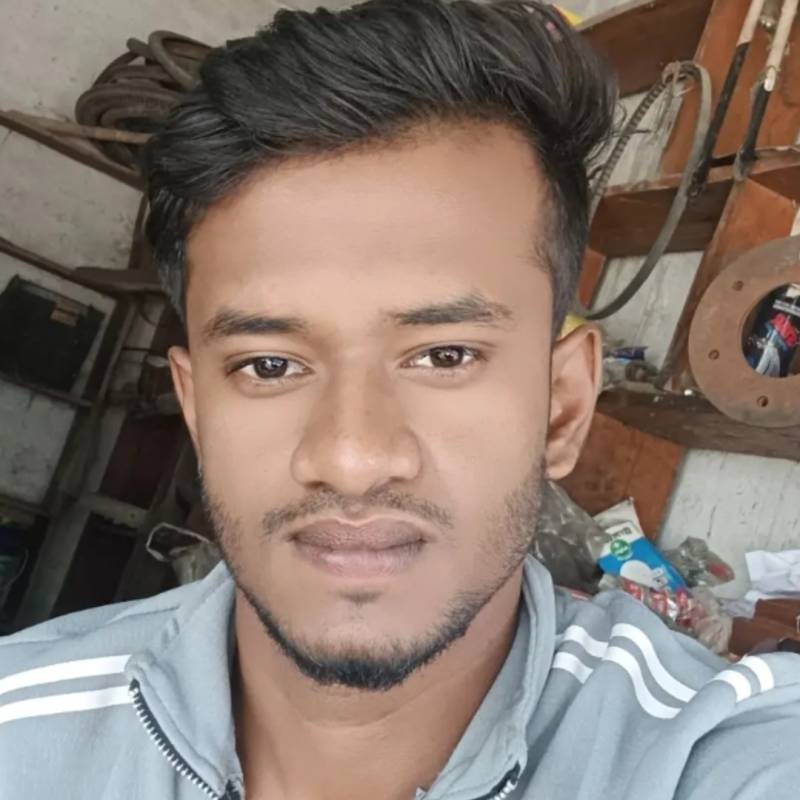 Nazmul, 24, Bloemfontein