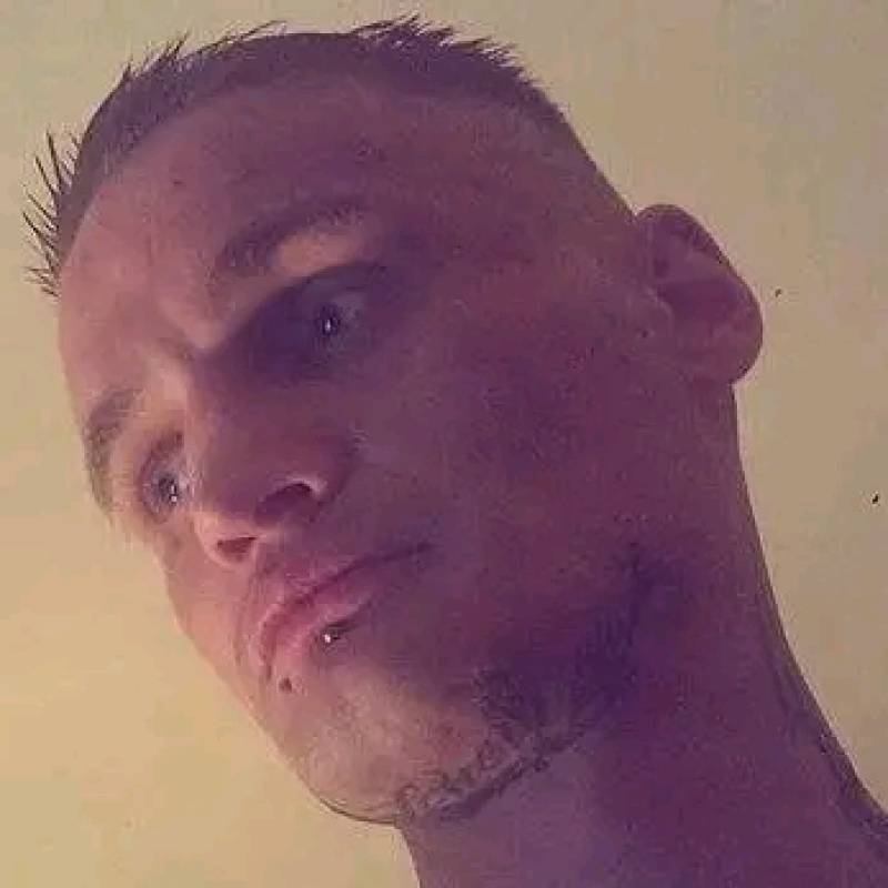 Niko, 45, Uk
