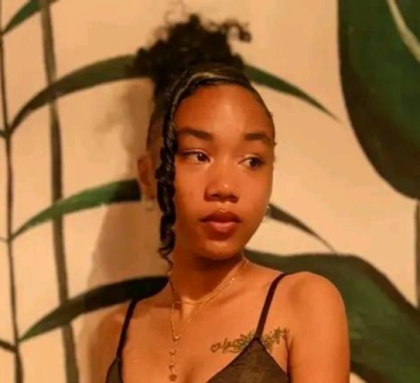 Felicia, 19, Bheramara