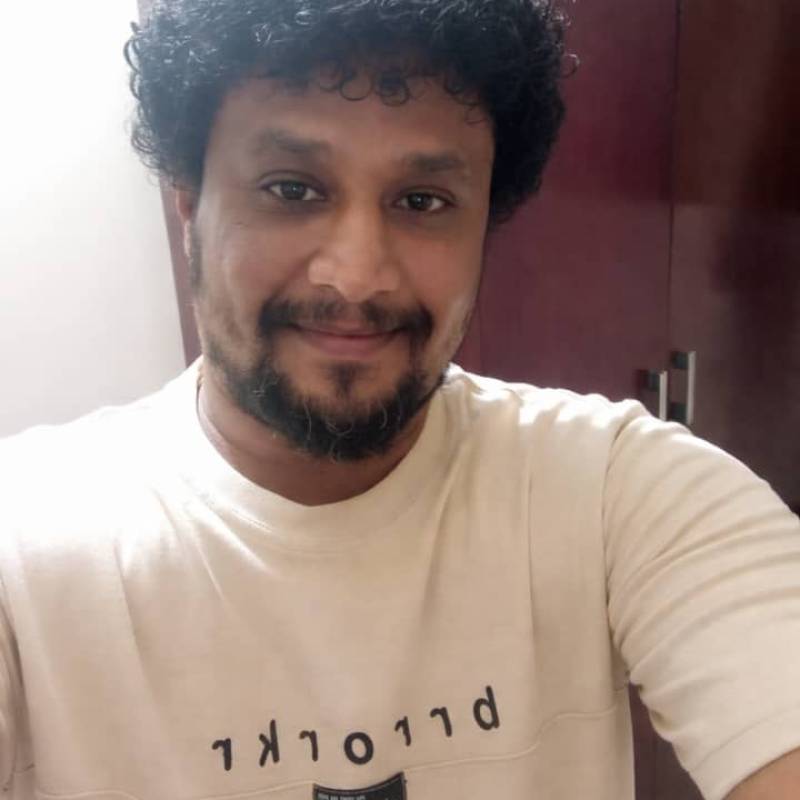 Mohamed, 36, Minnesota