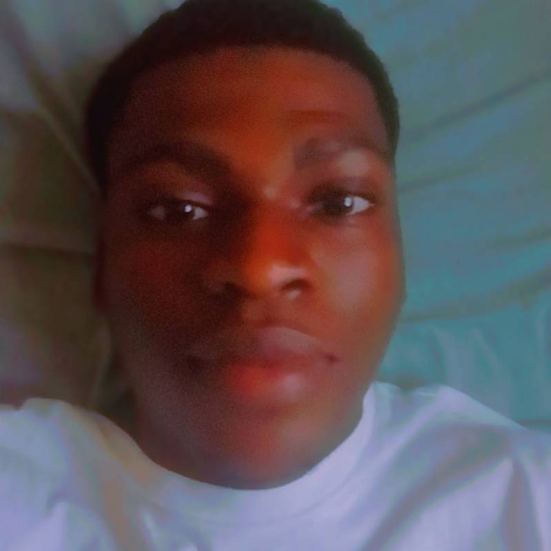 Eniola, 26, United Arab Emirates