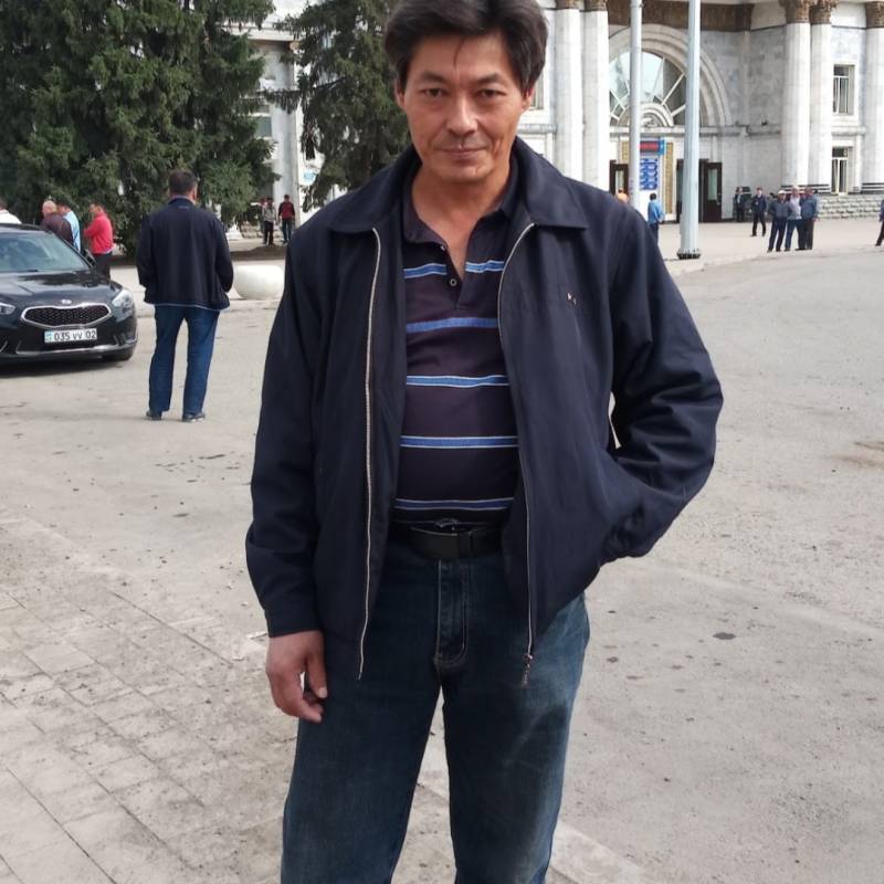 Арон, 60