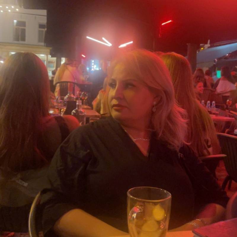 SARAH, 52, Tongi