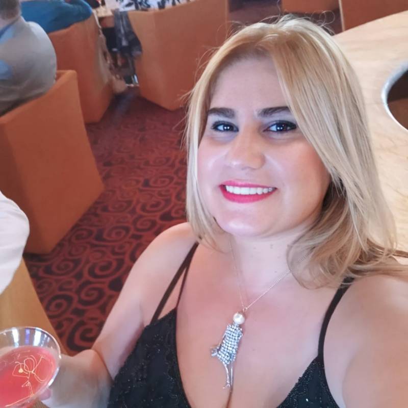 Gloria, 56, netherland