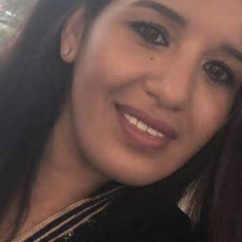 Yas, 42, Narail
