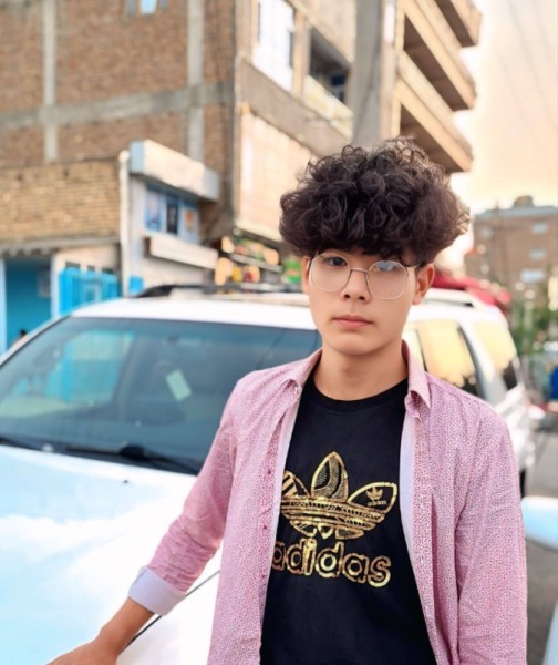 Nawid, 19, Dhaka