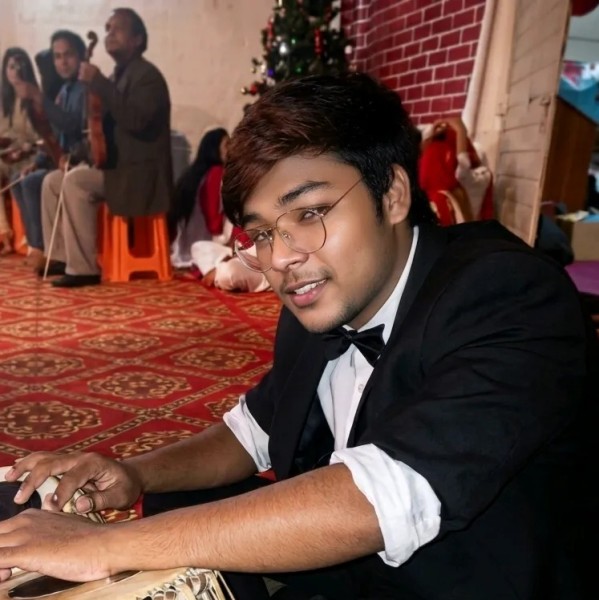 Usman, 26