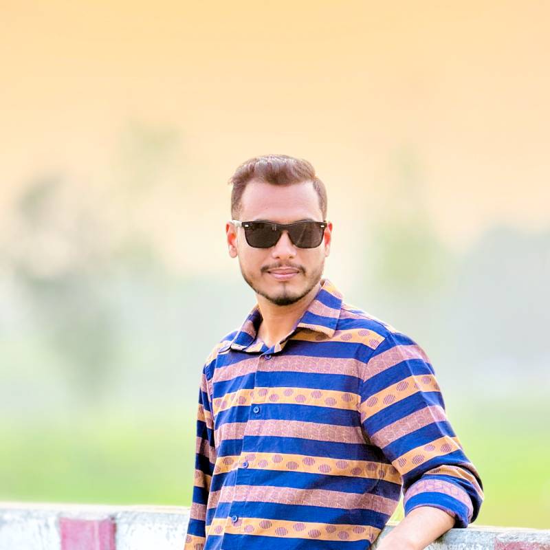 Siam, 27, Indiana United States