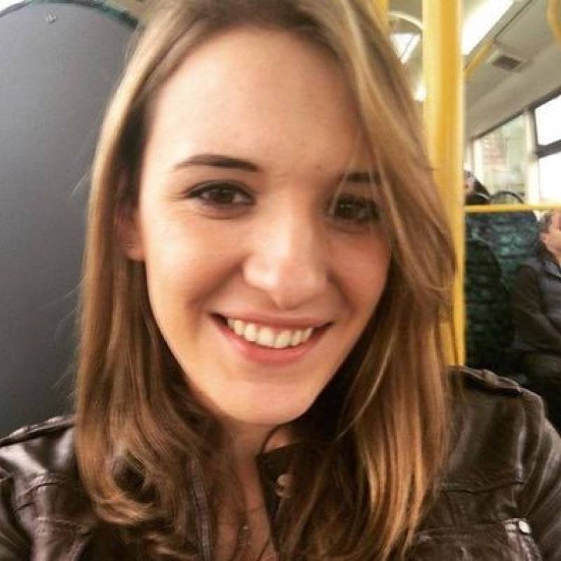 Ameria, 28, redhill surrey england