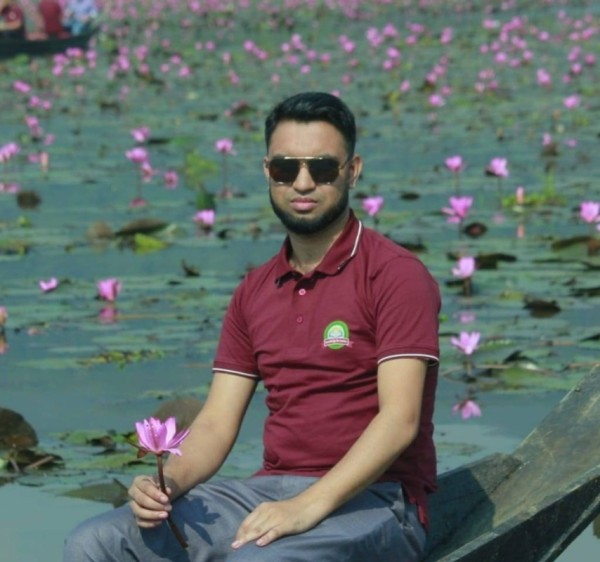 Jewel, 31, Magura Khulna Bangladesh