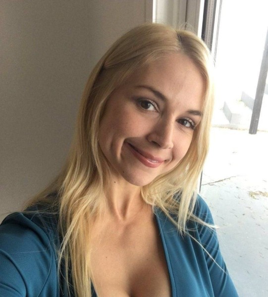 bella, 45, Los Angeles CA