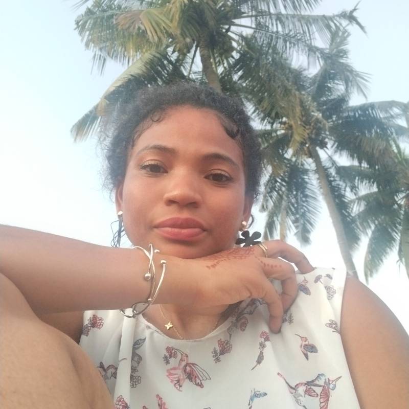 Zina, 34, Modinagar