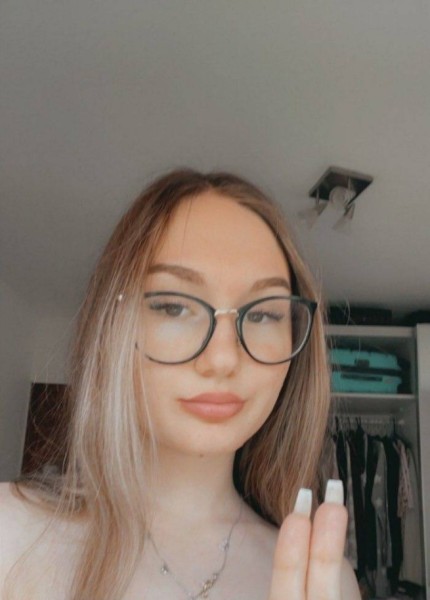 Alexa, 29, Sweden