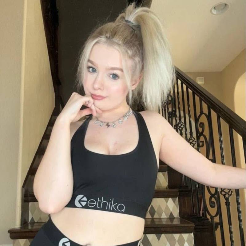 Victoria carmicheal, 27, C te d Ivoire
