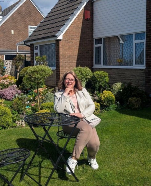 Holz, 51, Kenya Nairobi