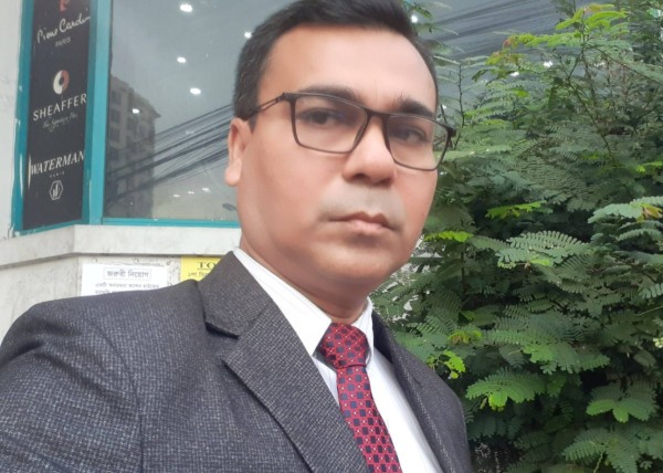 Md Mosharef Hossain, 48, kata