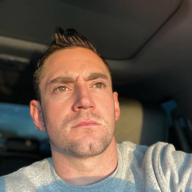 Thomas, 51, redhill surrey england
