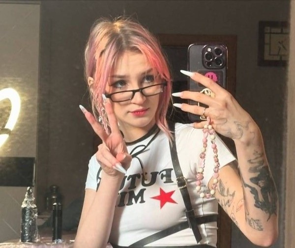 Emily, 24, Connecticut