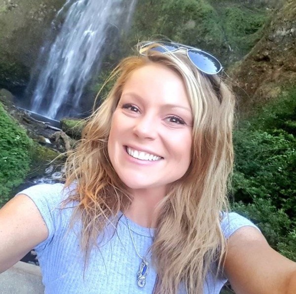 Chloe, 40, DHAKA Bangladesh