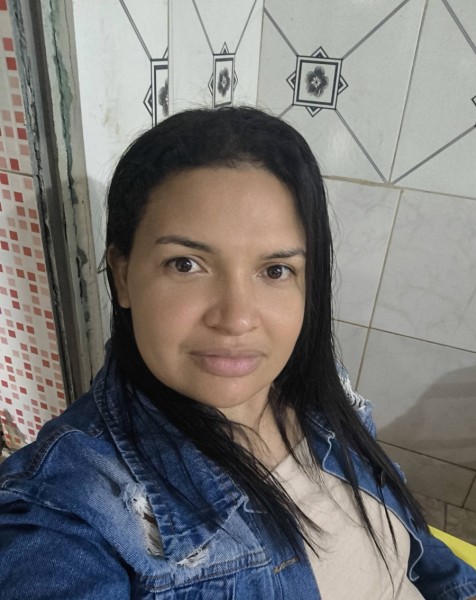 Valdirene, 32, Any