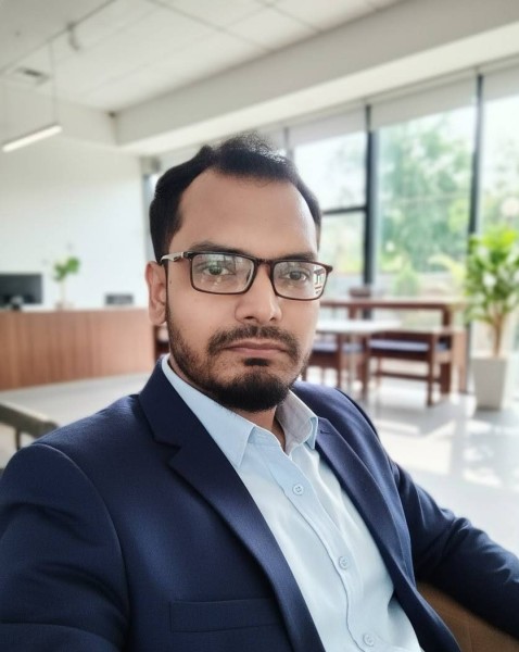 Ahmed, 34, California