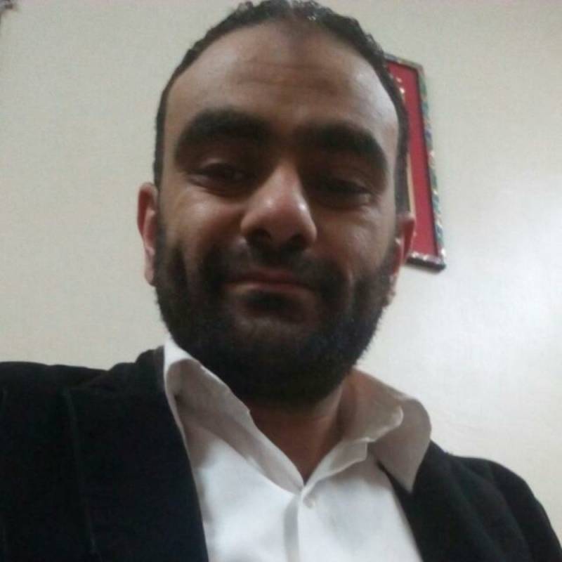 Ayman, 42, UK