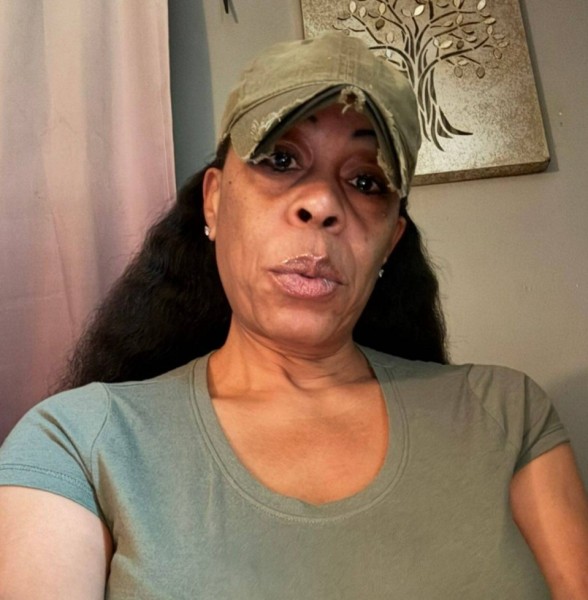 allison, 50, London