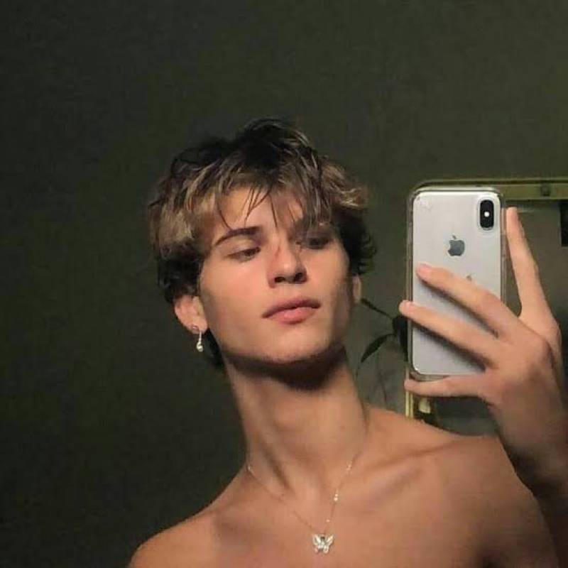 Abdo, 20, Hongkong