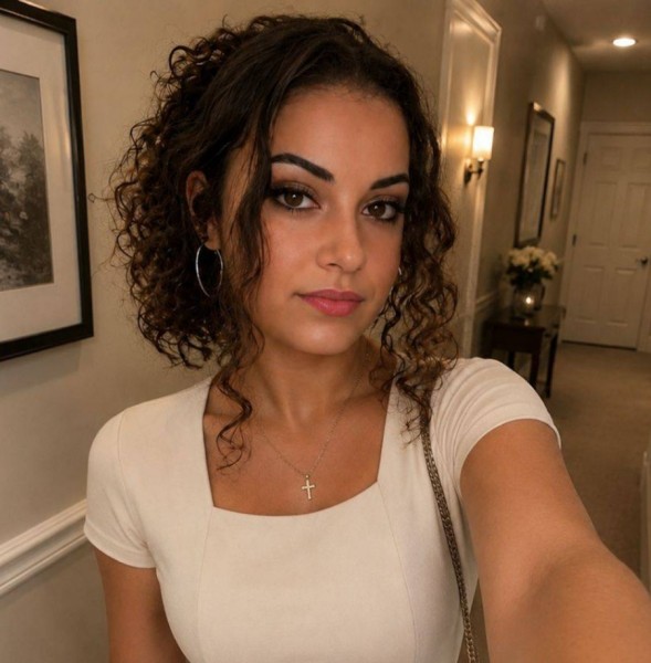 ivy, 34, Kenya