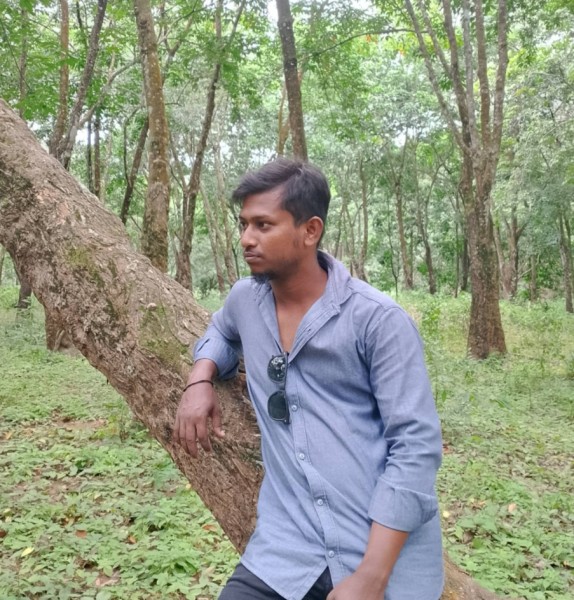 MD, 32, DAKAR