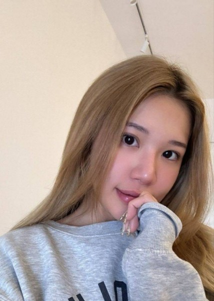 Rose, 26, Saudi Arabia