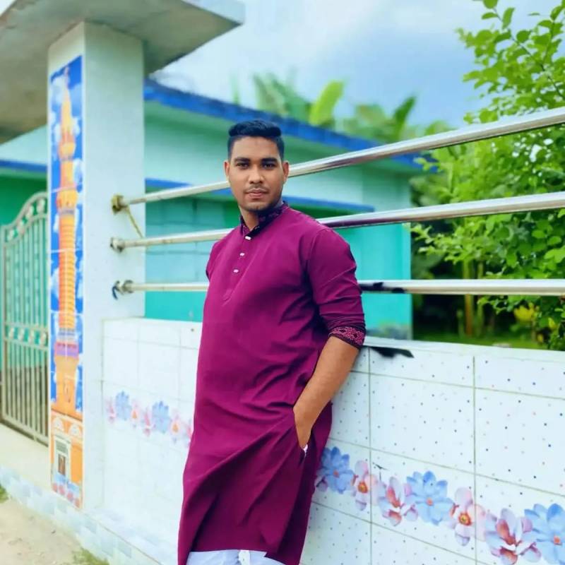 MD Masud, 30, carlifonia