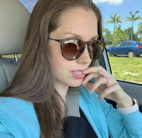 Marie, 29, Dhaka Bangladesh