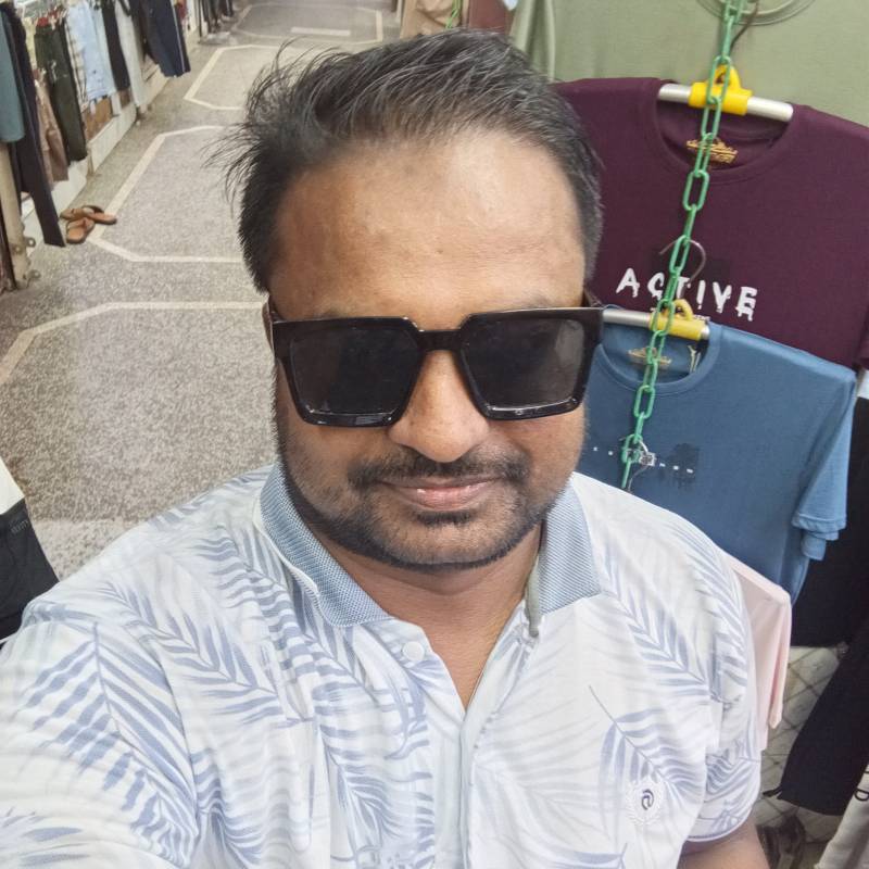 Anik, 32, Texas