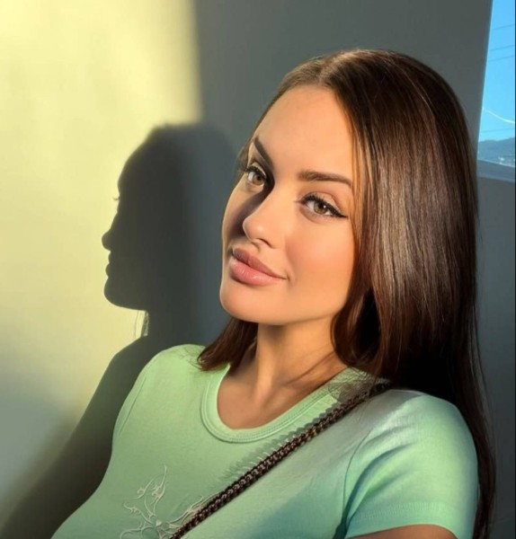 babylove, 27, Nigeria