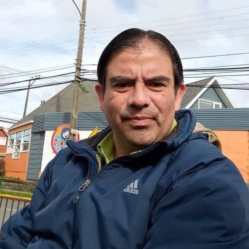 Carlos, 38, Boumredes