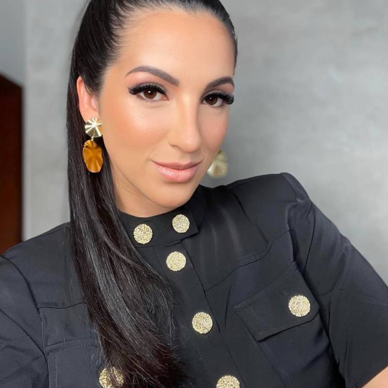 Amore, 50, Barishal