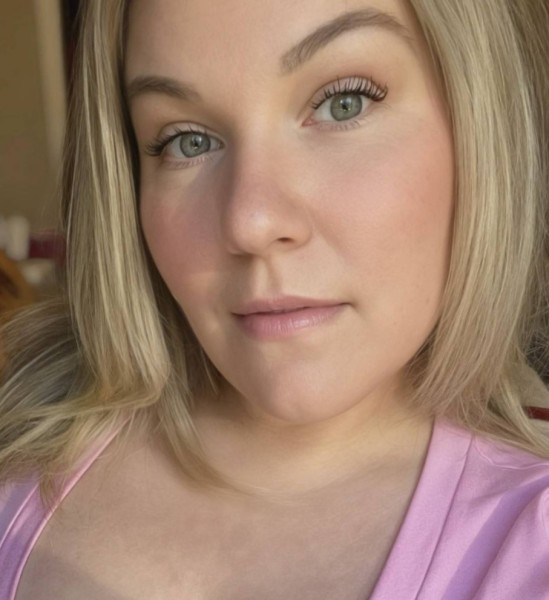 Emilly, 28, garland