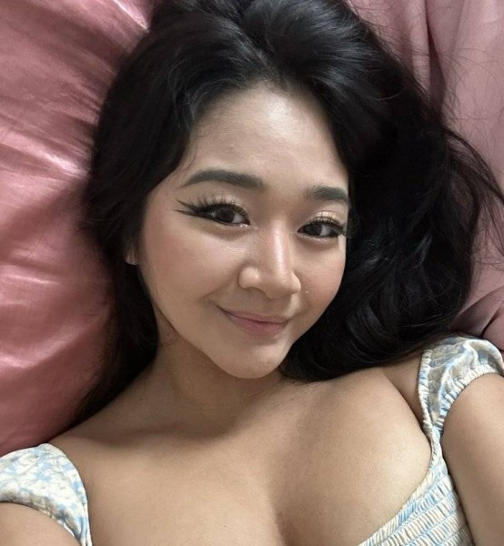 Hannah, 36, Belgium