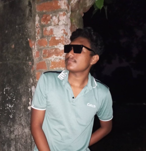 Hrithik, 19, Thakurgaon