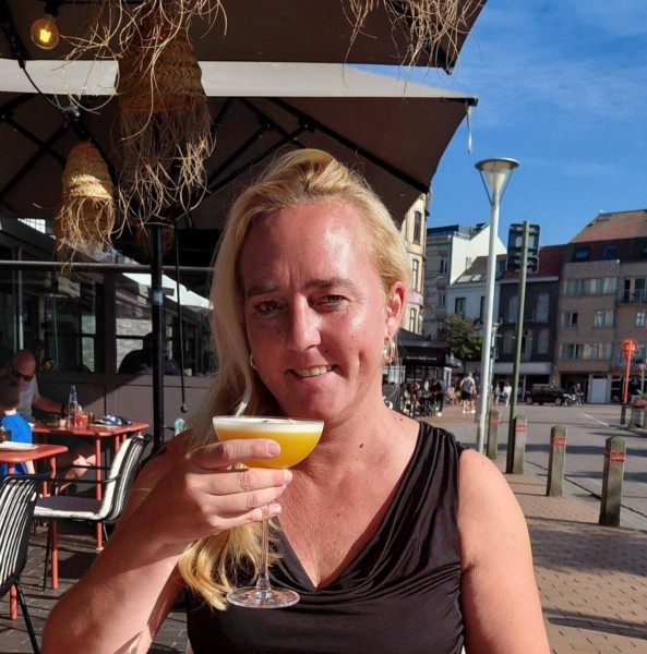 Maria, 45, london