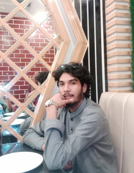 Shipon Chowdhury, 31, Almer a Espa a
