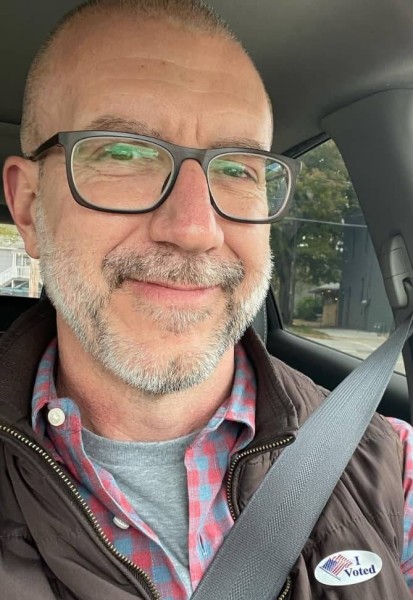 Ben Henry, 61, Frankfurt an der Oder German