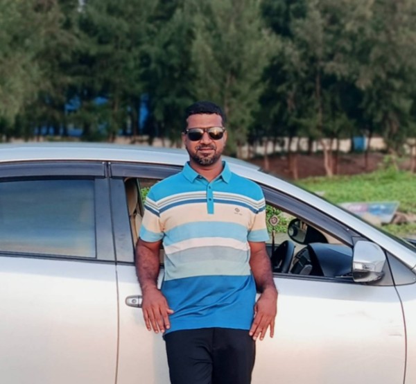 Palash, 35, Montana