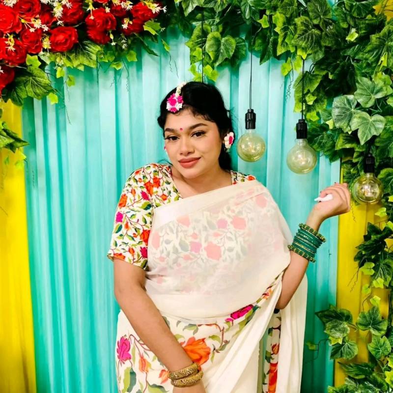 Sushmita15960 dating