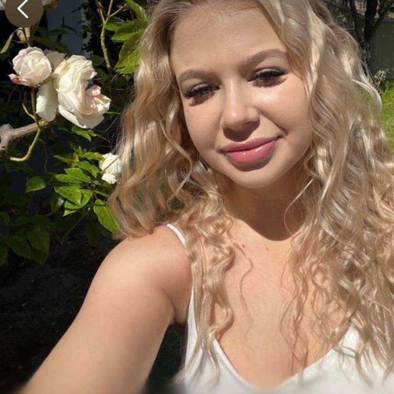 AlexSandra84744 dating